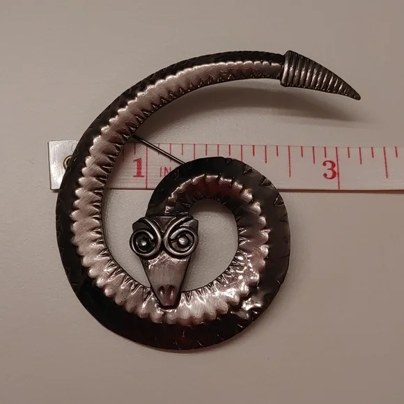 Vintage Serpent Brooch - Picture 5 of 5